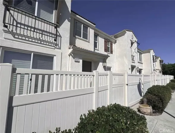$2,600 | 44107 Calle Luz, Temecula, CA 92592
