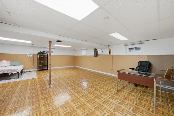 $319,900 | 14828 St Louis Avenue, Midlothian, IL 60445
