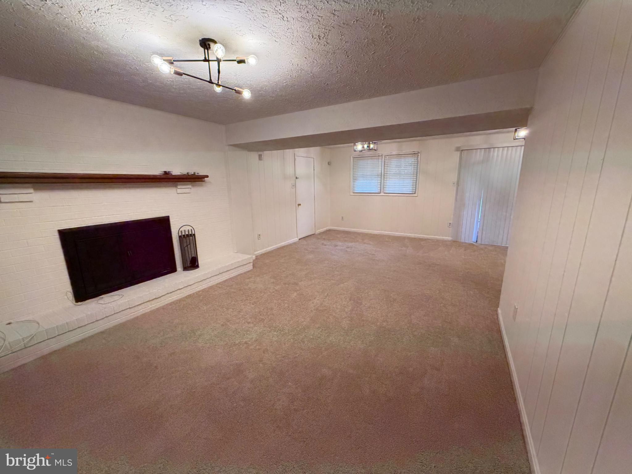 2861 Ridge Road Waldorf, MD 20603 - Photo 37 of 49 Spacious living area with natural light.