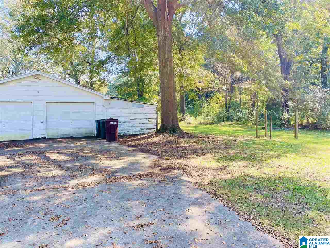5238 Birmingport Road Mulga, AL 35118 - Photo 11 of 39