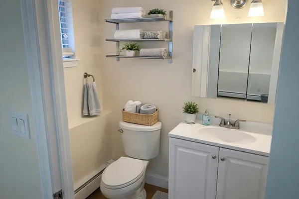 $285,000 | 80 Walnut Street, Unit 403, Canton, MA 02021