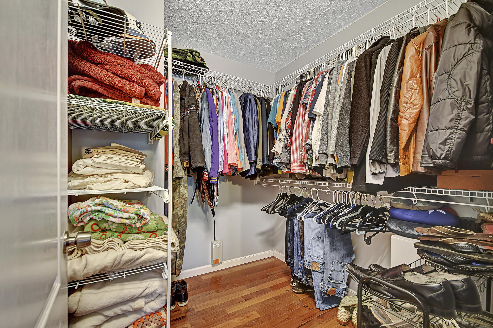 206 Stone Road Knoxville, TN 37920 - Photo 12 of 18 stone rd walk in closet