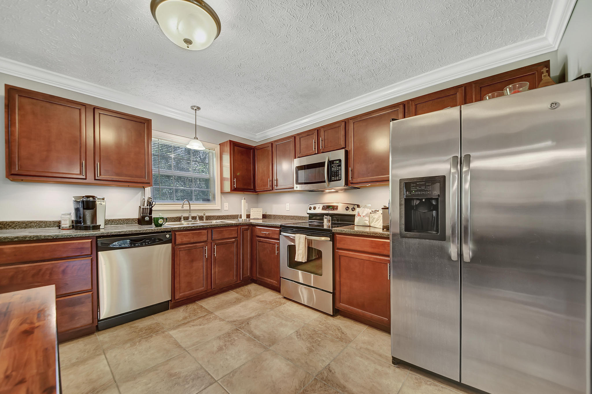 206 Stone Road Knoxville, TN 37920 - Photo 7 of 18 stone rd main kitchen