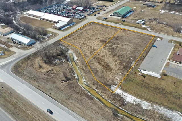 $99,000 | 7-8 18th Street Northeast, Willmar, MN 56201