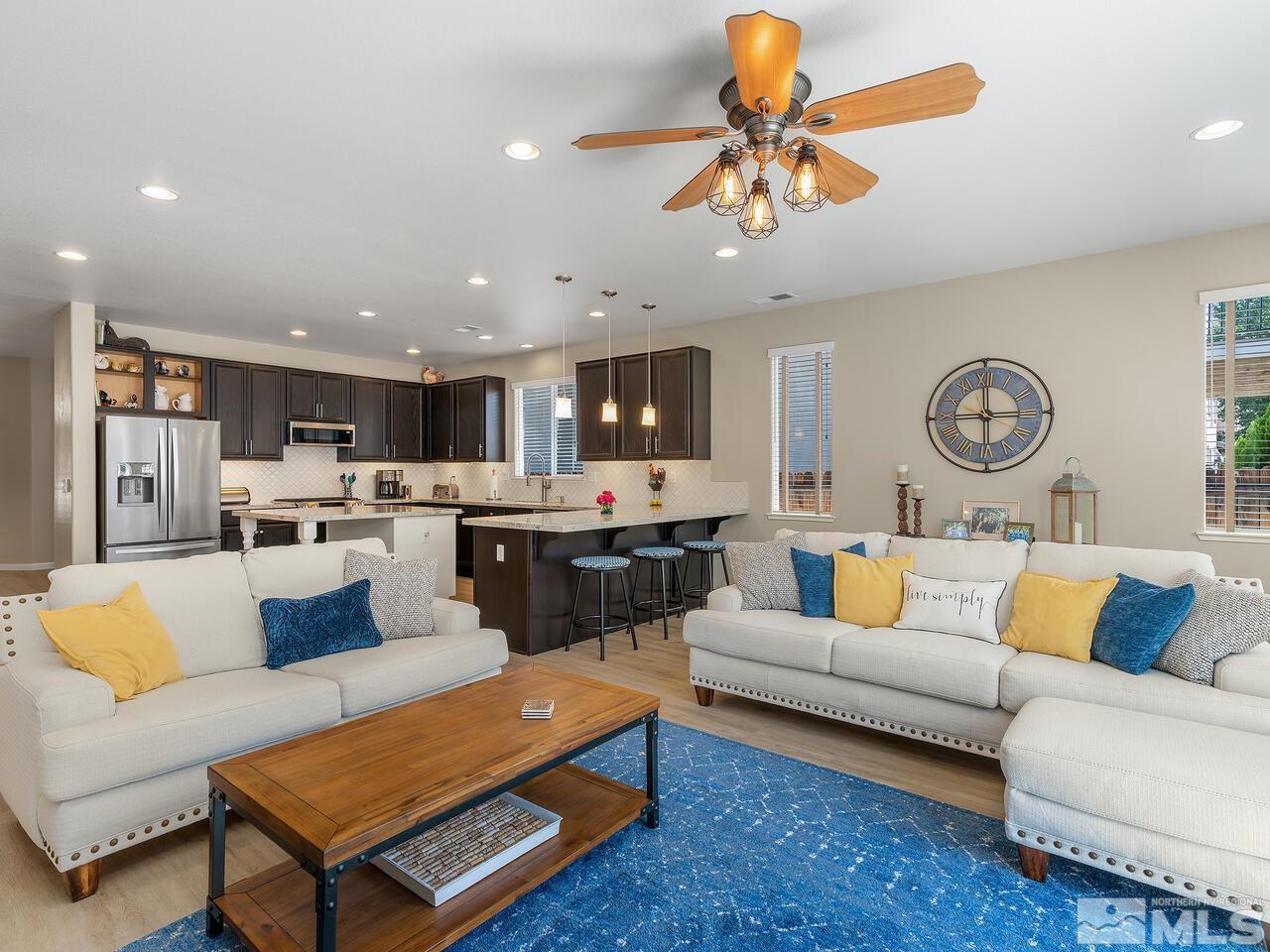 10890 Dancing Aspen Drive Reno, NV 89521 - Photo 14 of 30 Photo 14