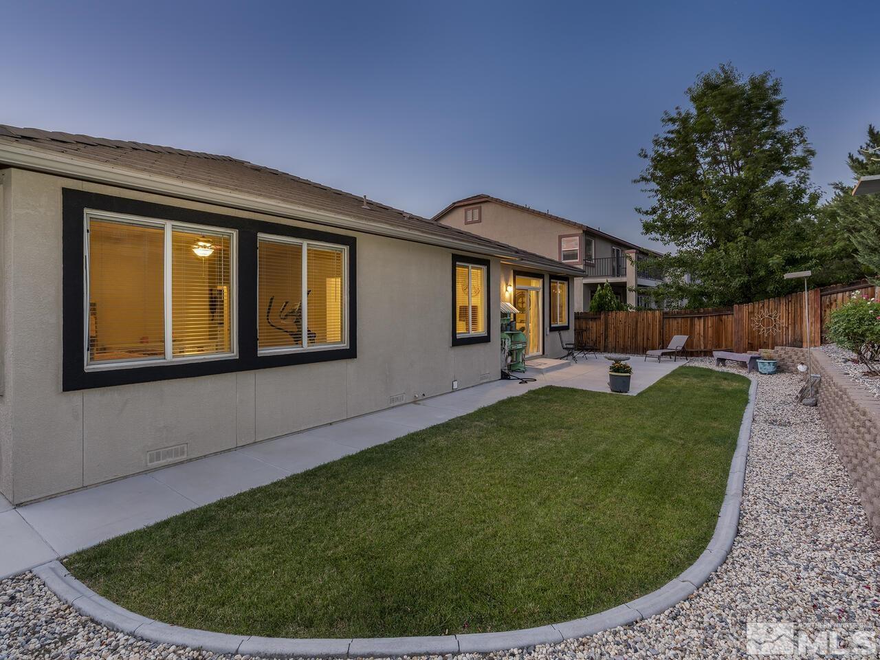 10890 Dancing Aspen Drive Reno, NV 89521 - Photo 5 of 30 Photo 5