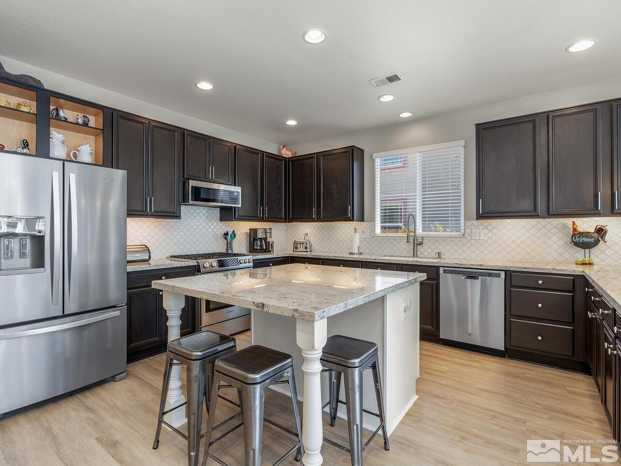 10890 Dancing Aspen Drive Reno, NV 89521 - Photo 9 of 30 Photo 9