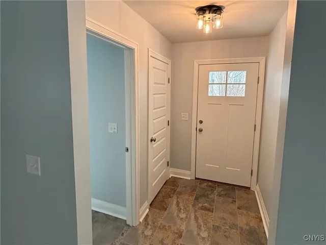 $265,000 | 105 Bryant Avenue, Syracuse, NY 13204