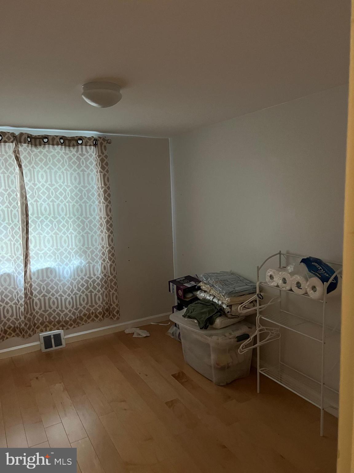 818 Burgess Street Philadelphia, PA 19116 - Photo 9 of 10