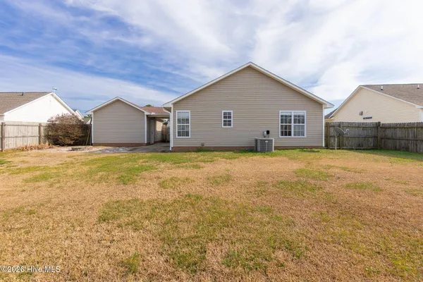 $350,000 | 433 Meeting Street, Beaufort, NC 28516