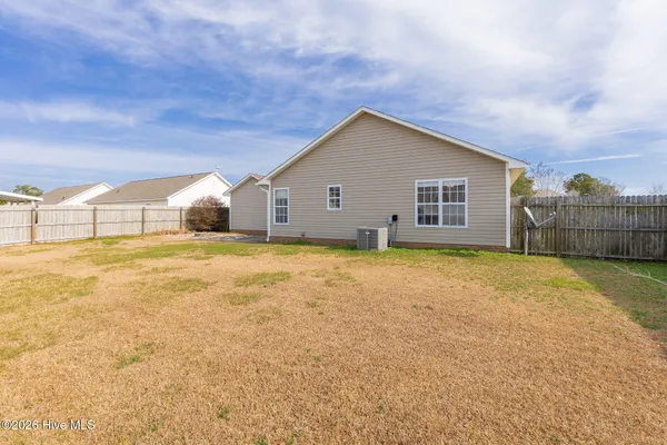 $350,000 | 433 Meeting Street, Beaufort, NC 28516