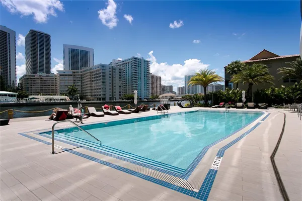 $5,500 | 2602 East Hallandale Beach Boulevard, Unit R310, Hallandale Beach, FL 33009