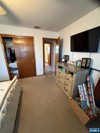 $2,650 | 106 Rochelle Parkway, Unit 2, Saddle Brook, NJ 07663