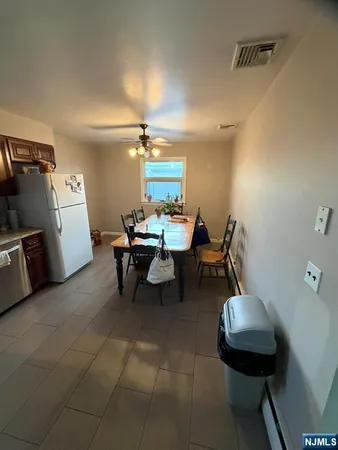 $2,650 | 106 Rochelle Parkway, Unit 2, Saddle Brook, NJ 07663
