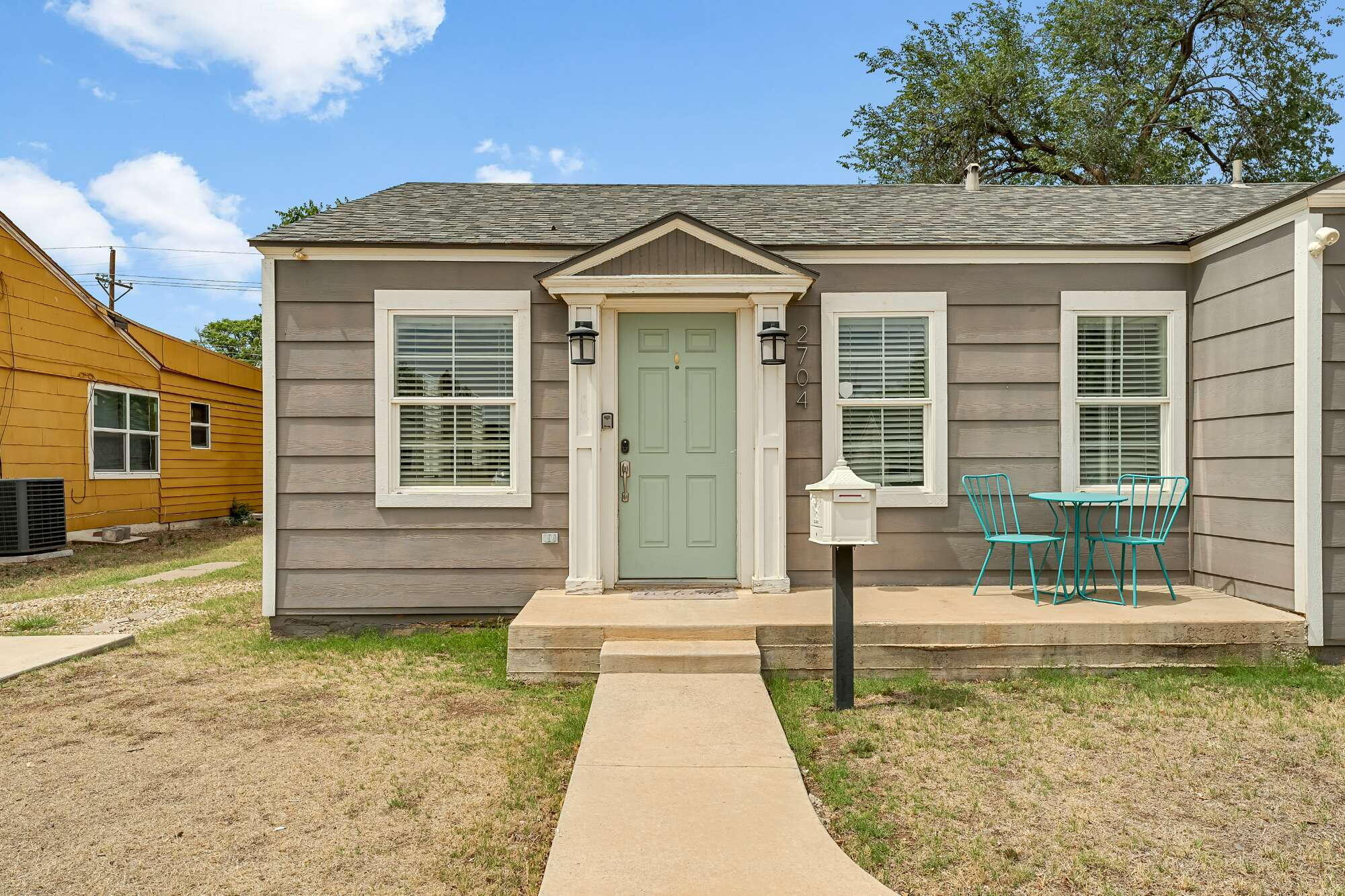 2704 32nd Street Lubbock, TX 79410 - Photo 2 of 22 DSC04188