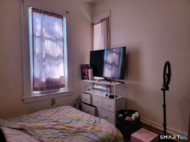 $465,000 | 40 5th Street, Bridgeport, CT 06607