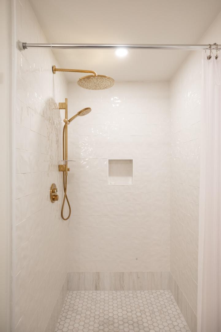 1 West Edith Avenue, Unit A101 Los Altos, CA 94022 - Photo 11 of 27