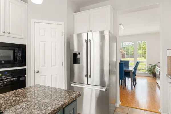 $825,000 | 2624 Niemann Drive, Austin, TX 78748