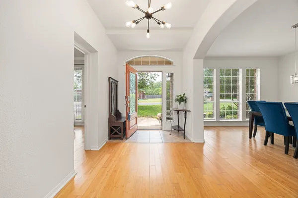$825,000 | 2624 Niemann Drive, Austin, TX 78748