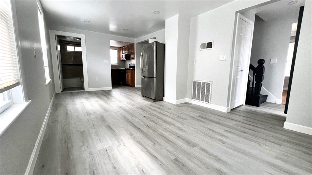 16 Wave Avenue Revere, MA 02151 - Photo 4 of 12