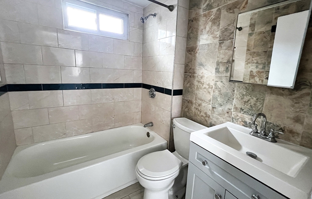 16 Wave Avenue Revere, MA 02151 - Photo 8 of 12