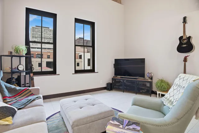 $240,000 | 214 4th Street East, Unit 226, St. Paul, MN 55101