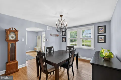 $499,900 | 109 Runnymede Avenue, Jenkintown, PA 19046