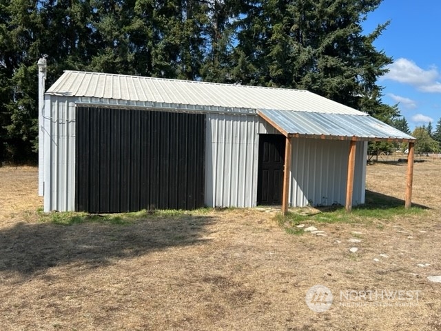 4820 176th Avenue Southwest Rochester, WA 98579 - Photo 37 of 40 a backyard of a house