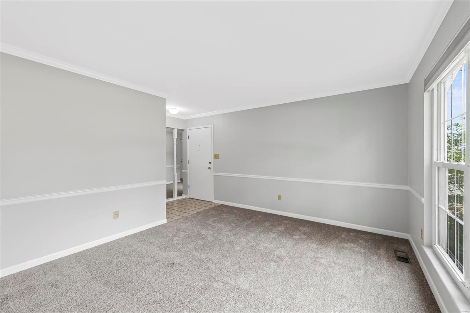 842 Reinke Road Ballwin, MO 63021 - Photo 9 of 25 Gallery Image 9