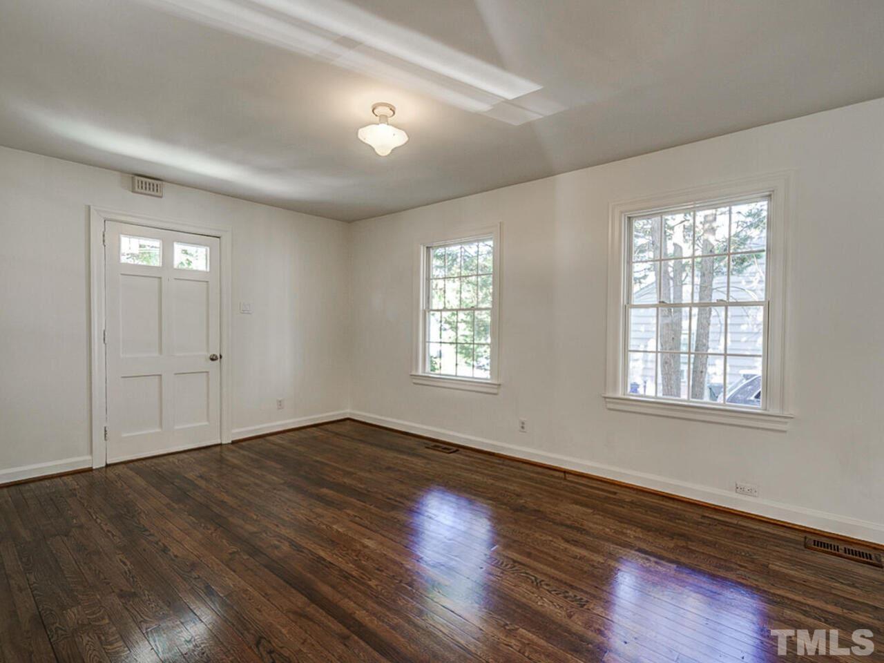 207 Dennis Avenue Raleigh, NC 27604 - Photo 5 of 29