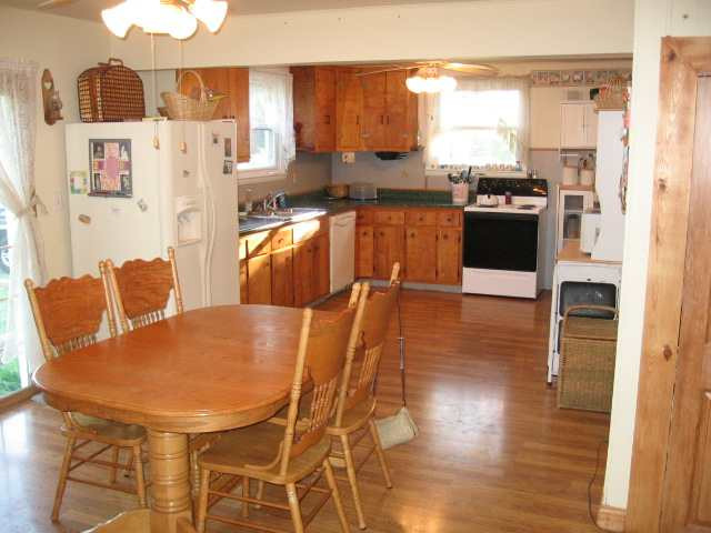 4426 Saunt Road Jackson, MI 49201 - Photo 2 of 9 Photo 2