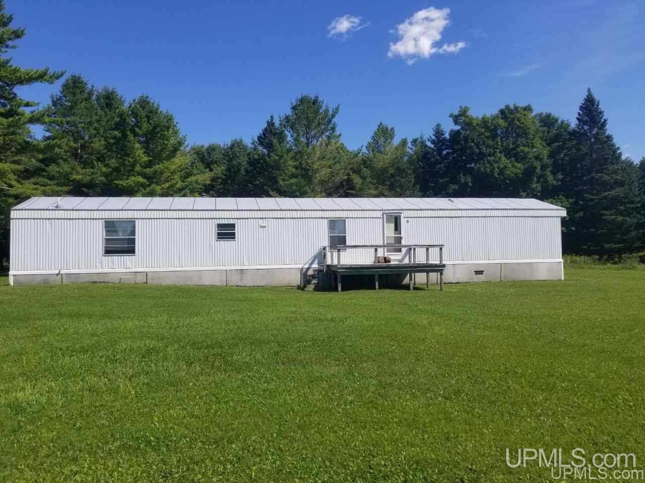 1164 North Co Rd 432 Gulliver, MI 49840 - Photo 1 of 23