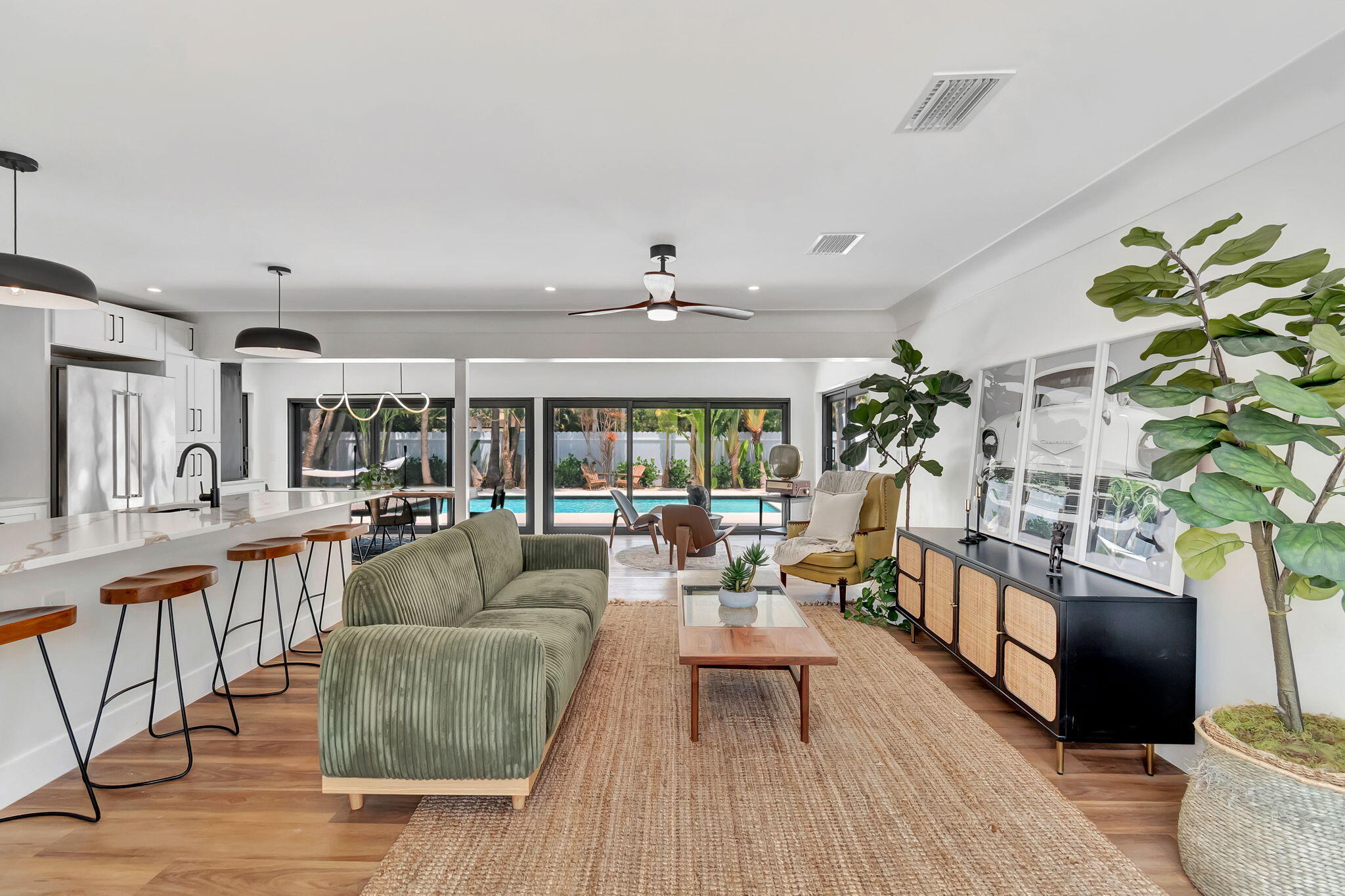 625 Las Palmas Park Boynton Beach, FL 33435 - Photo 11 of 44 Living Area