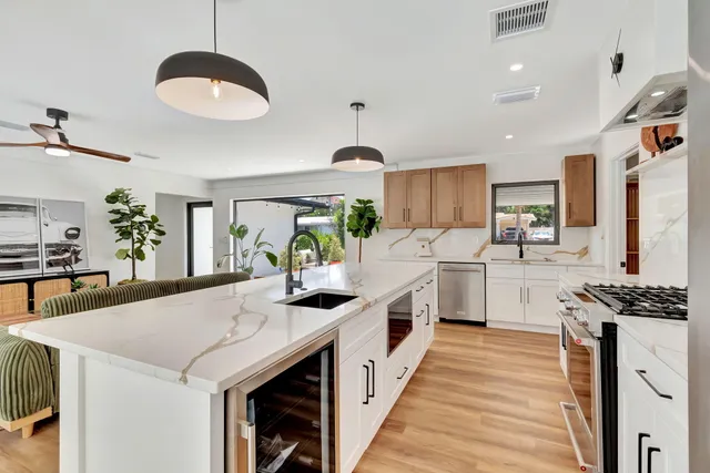 $769,000 | 625 Las Palmas Park, Boynton Beach, FL 33435