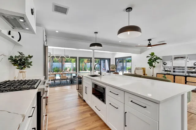 $769,000 | 625 Las Palmas Park, Boynton Beach, FL 33435