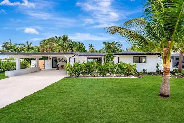 $769,000 | 625 Las Palmas Park, Boynton Beach, FL 33435