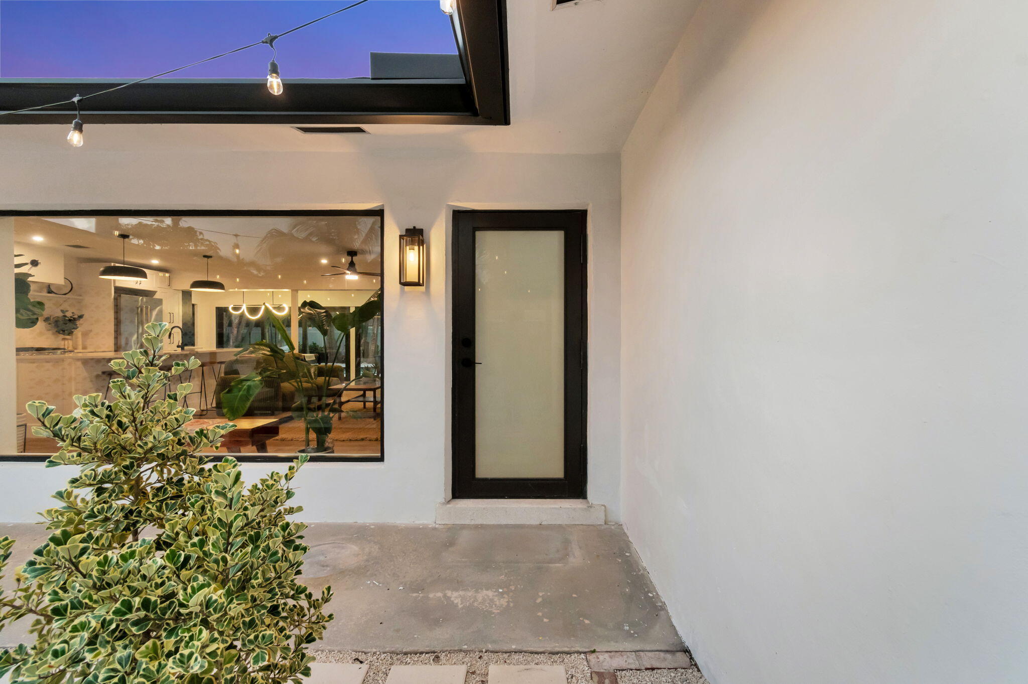 625 Las Palmas Park Boynton Beach, FL 33435 - Photo 5 of 44 Entrance