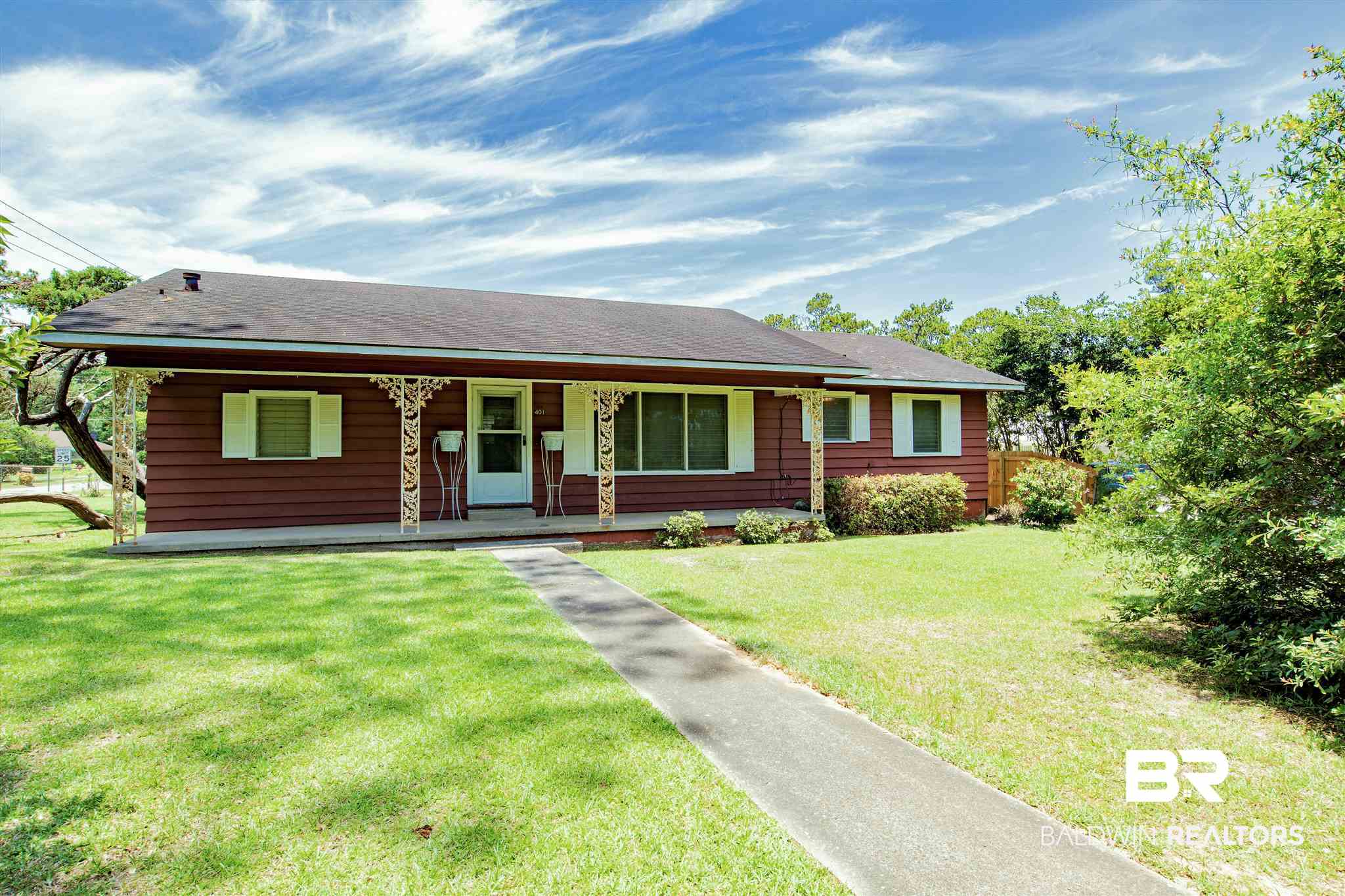 401 Myrtle Street Fairhope, AL 36532 - Photo 3 of 21