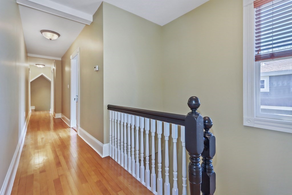 19 Boardman Avenue Melrose, MA 02176 - Photo 18 of 40