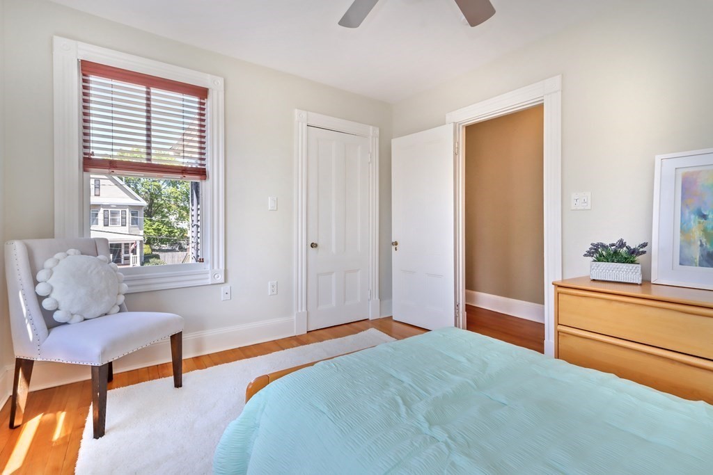 19 Boardman Avenue Melrose, MA 02176 - Photo 24 of 40