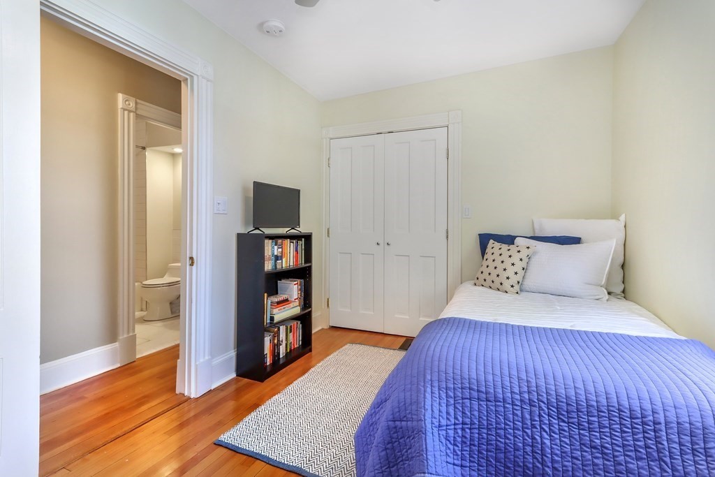 19 Boardman Avenue Melrose, MA 02176 - Photo 26 of 40