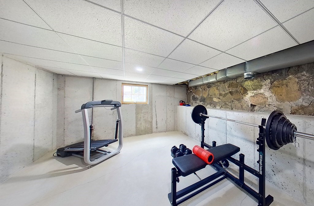 19 Boardman Avenue Melrose, MA 02176 - Photo 39 of 40