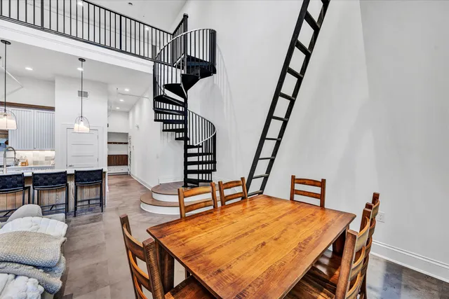 $2,100,000 | 109 Campbell Avenue Southwest, Roanoke, VA 24011