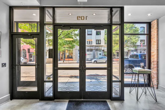 $2,100,000 | 109 Campbell Avenue Southwest, Roanoke, VA 24011