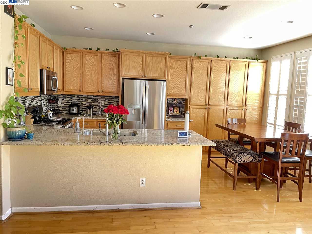 5751 Shadow Hill Drive Dublin, CA 94568 - Photo 11 of 22