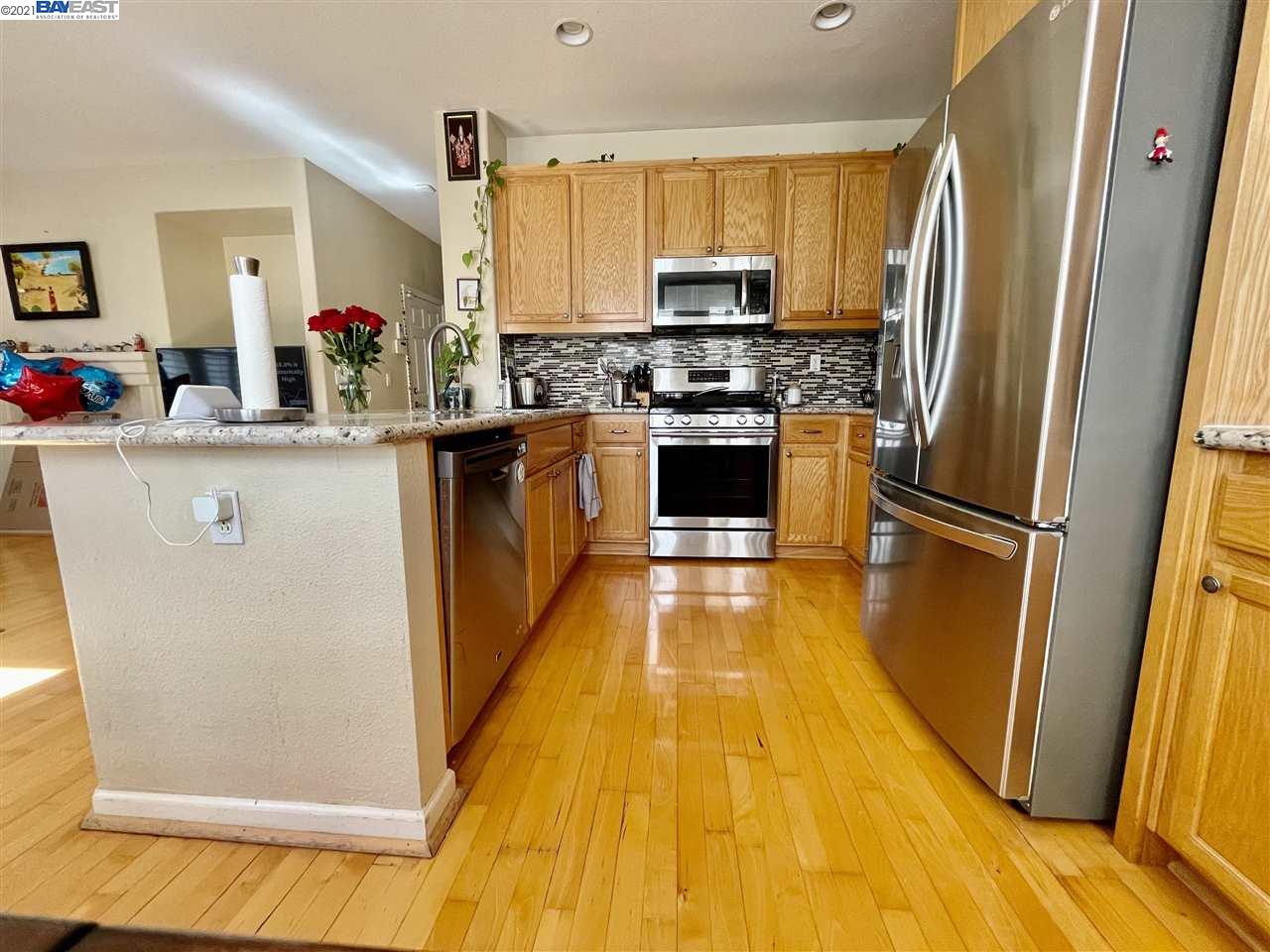 5751 Shadow Hill Drive Dublin, CA 94568 - Photo 8 of 22