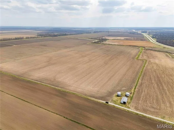 $1 | 0 County Road 318, Canton, MO 63435