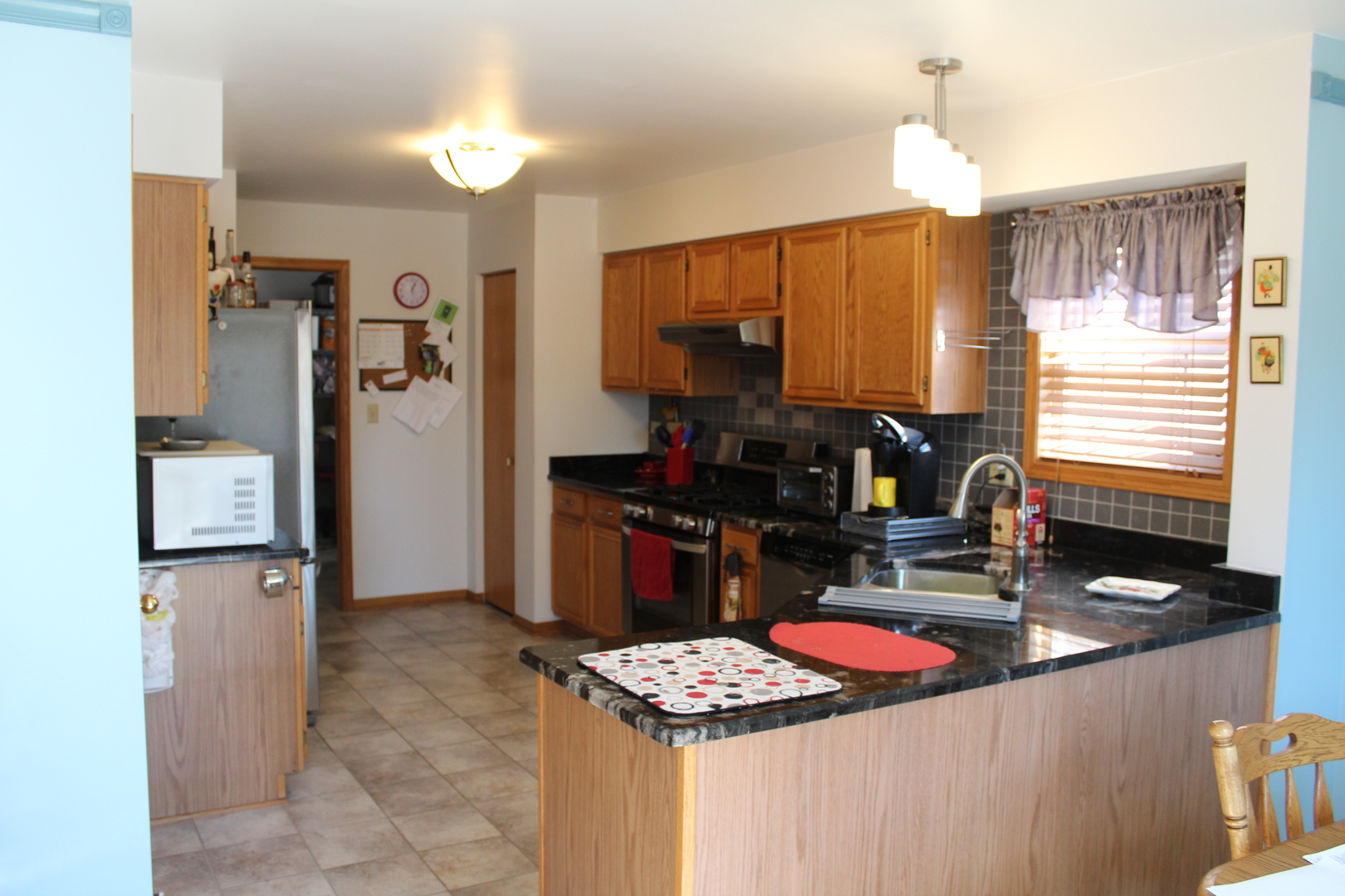 2201 Riverside Drive Plainfield, IL 60586 - Photo 5 of 24