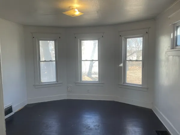 $70,000 | 3116 11th Avenue, Moline, IL 61265