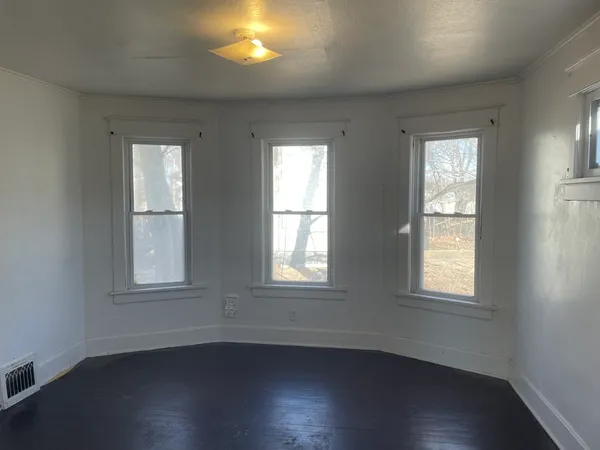 $70,000 | 3116 11th Avenue, Moline, IL 61265